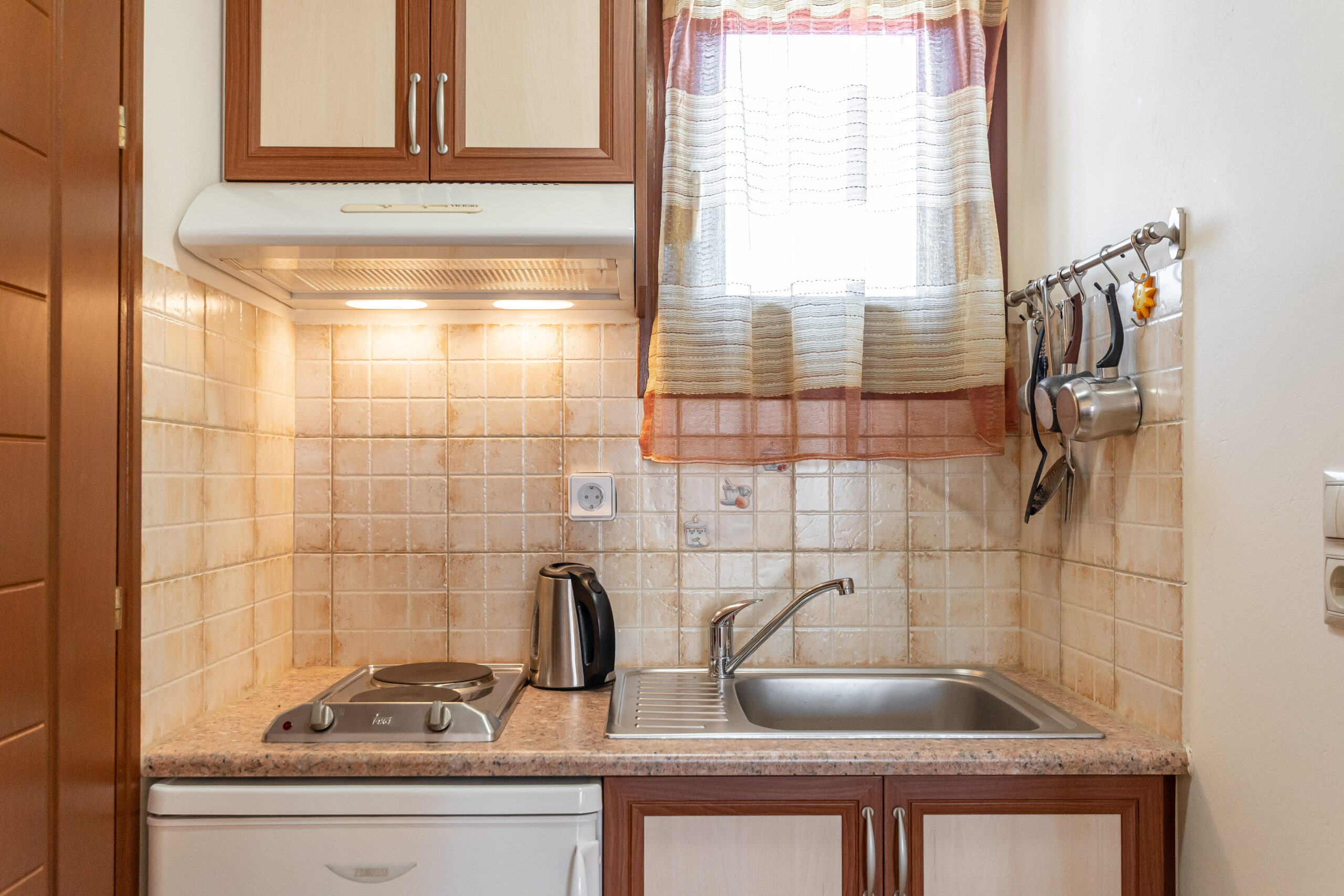 Studio Kitchenette